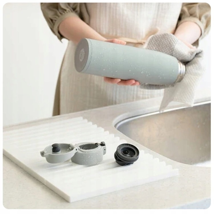 Kubek termiczny z blokadą przed wylaniem ZOJIRUSHI SM-VA72-XA 720ml Stalowy