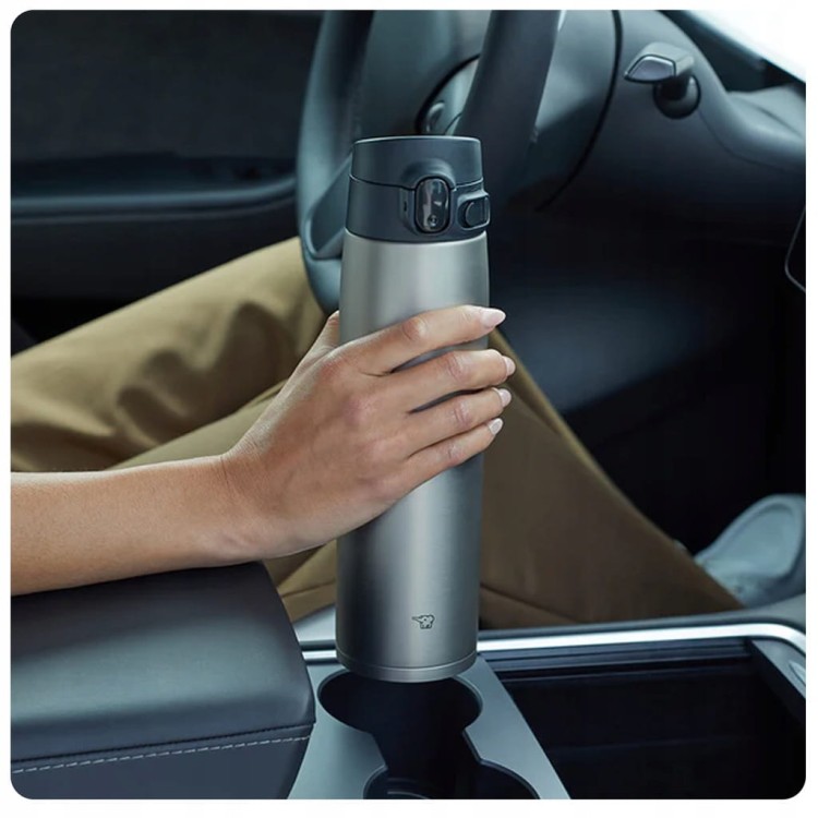 Kubek termiczny z blokadą przed wylaniem ZOJIRUSHI SM-VA72-XA 720ml Stalowy