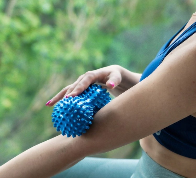 Duoball z Kolcami Masażer Sensoryczny do Rehabilitacji Ćwiczeń DrFit