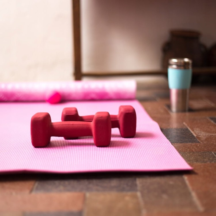 Mata do ćwiczeń 180x60x1cm + podkładki + piłka + gumy ZESTAW PILATES