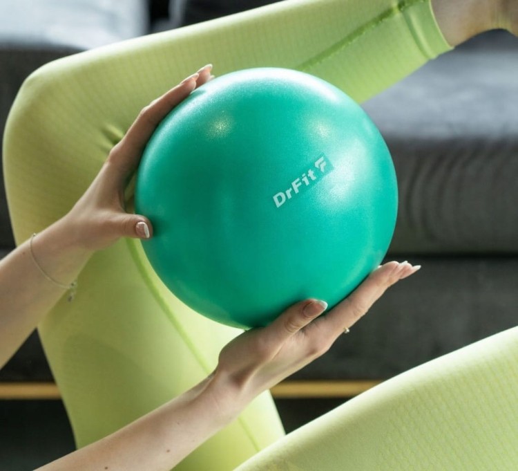 Piłka Gumowa do Ćwiczeń Fitness Pilatesu Jogi Rehablilitacji 20 cm DrFit