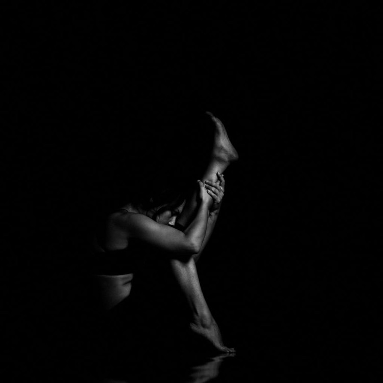 Butelka sportowa z tritanu 4FIZJO 2000 ml szara